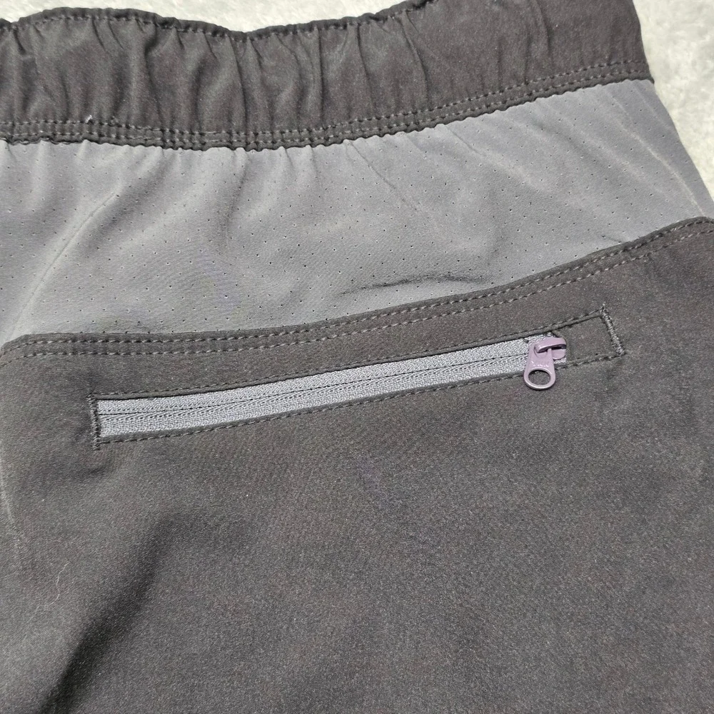 Speedo repellent volleyball
